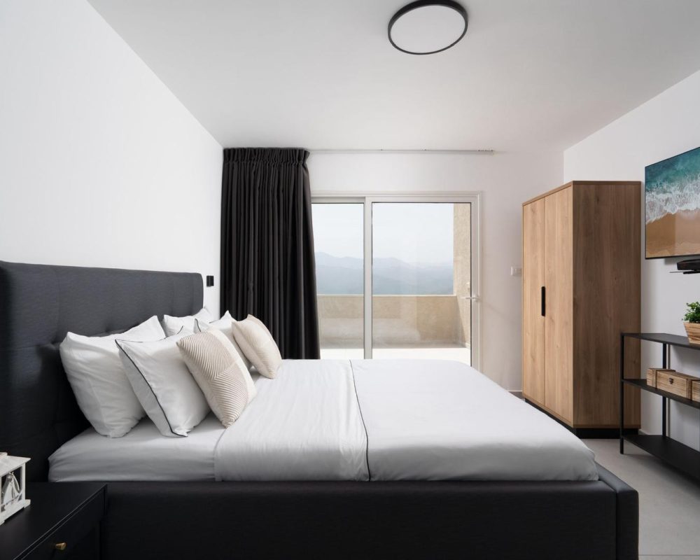 WhatsApp Image 2025-12-03 at 13.51.41 (2)