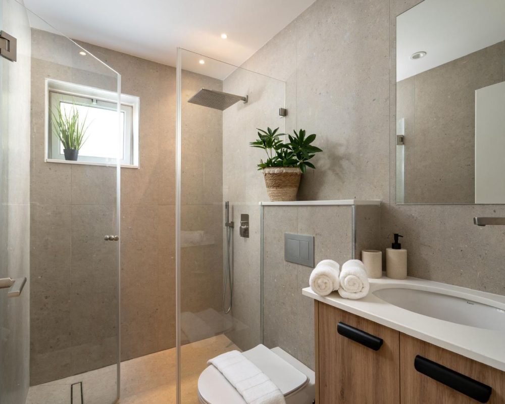 WhatsApp Image 2025-12-03 at 13.51.43