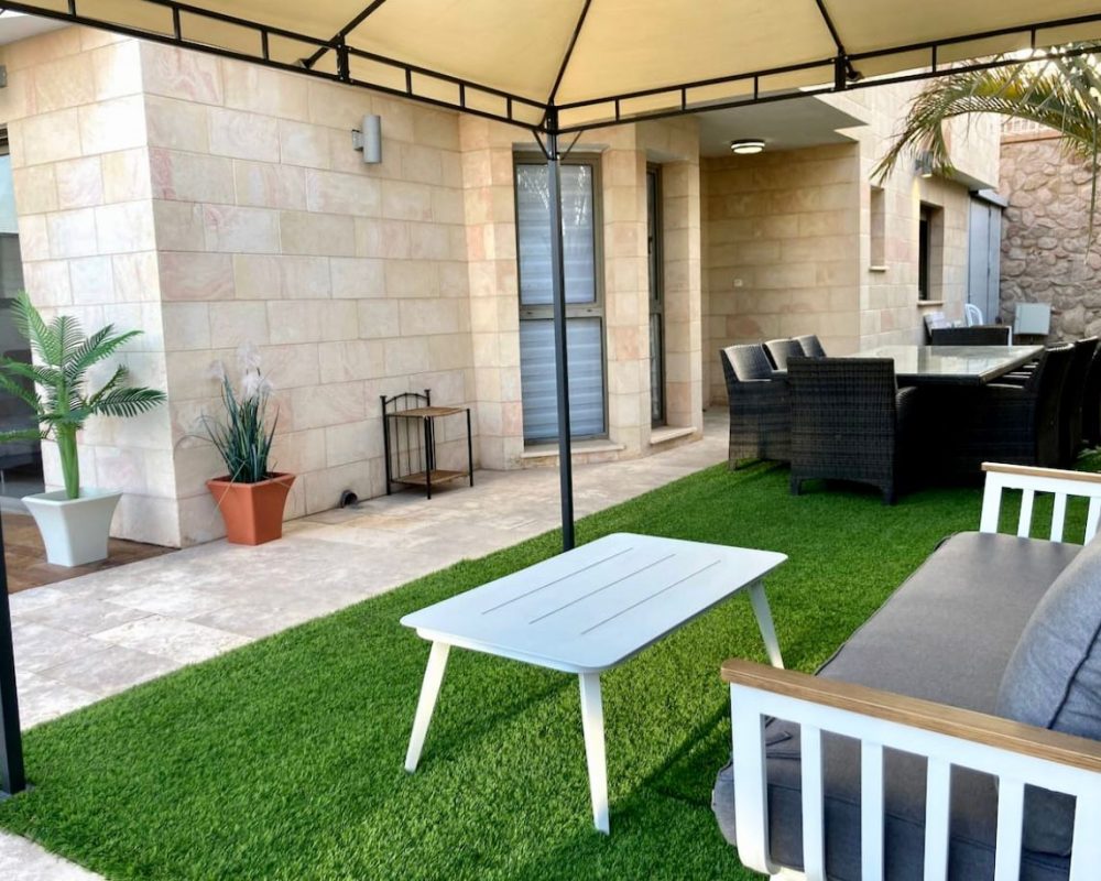 WhatsApp Image 2025-12-03 at 13.52.28 (1)