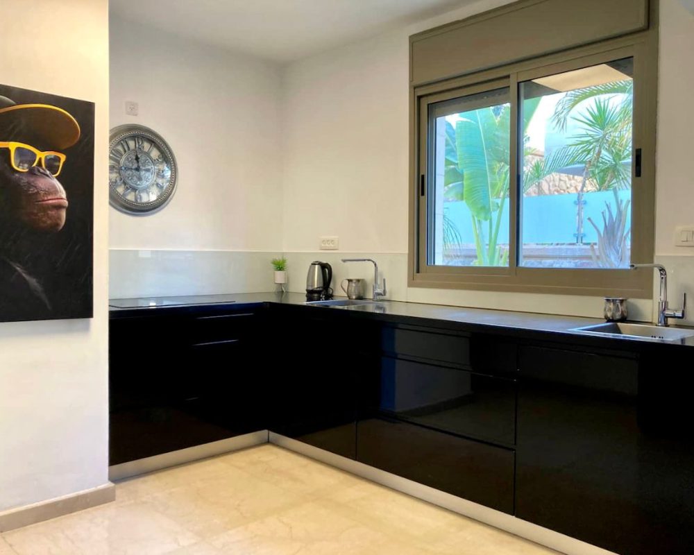 WhatsApp Image 2025-12-03 at 13.52.29 (4)