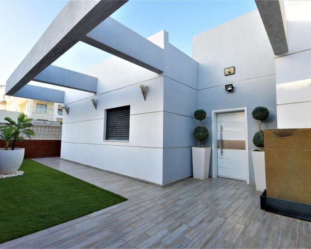 WhatsApp Image 2025-12-03 at 13.53.05 (3)