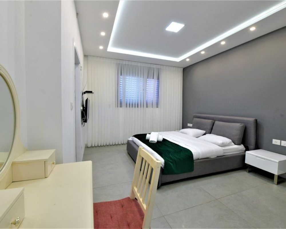 WhatsApp Image 2025-12-03 at 13.53.06 (6)