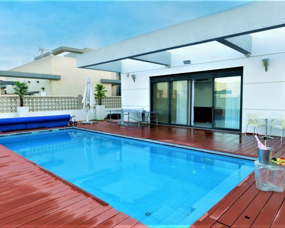 WhatsApp Image 2025-12-03 at 13.53.07