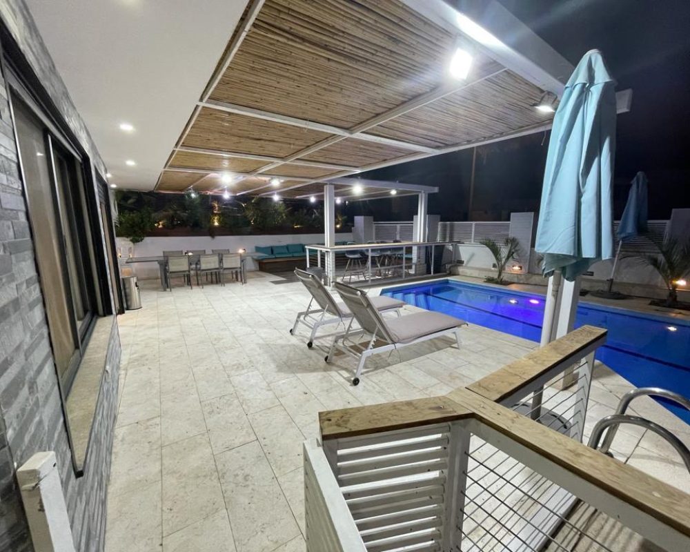 WhatsApp Image 2025-12-08 at 13.45.54 (1)