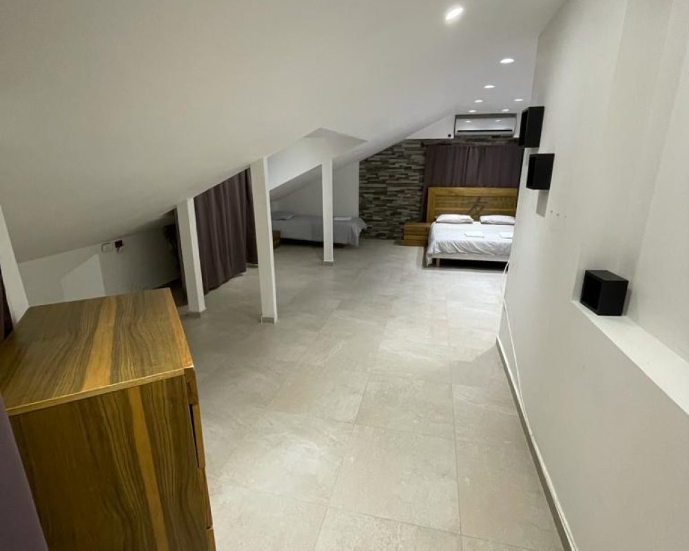 WhatsApp Image 2025-12-08 at 13.45.59