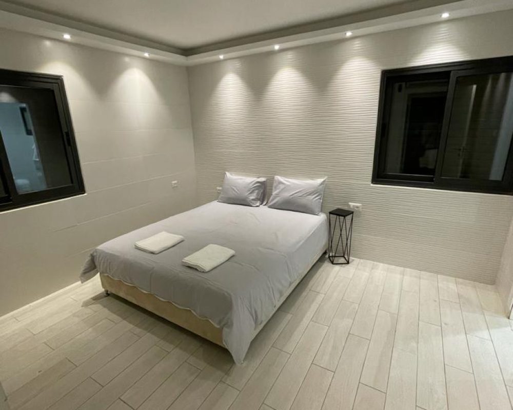 WhatsApp Image 2025-12-08 at 13.46.02 (1)