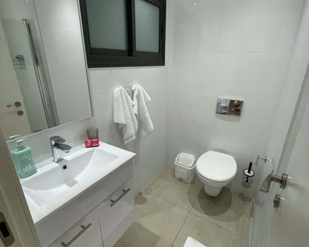 WhatsApp Image 2025-12-08 at 13.46.02 (2)